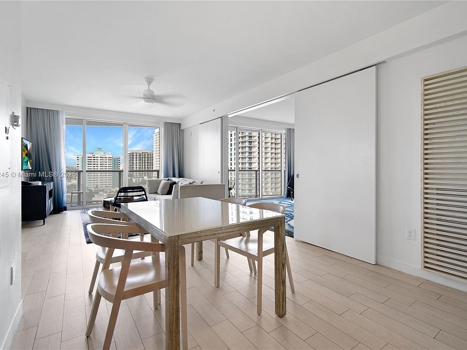1st image of 3101 Bayshore Dr #1102