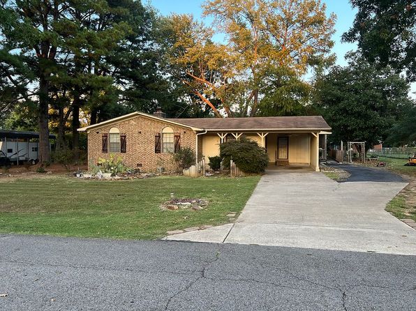 105 Campbell Dr