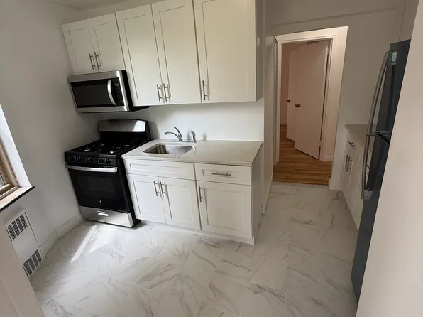 67-25 Clyde Street image 2 of 6