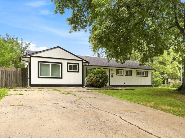 7606 E 111th Ter, Kansas City, MO 64134