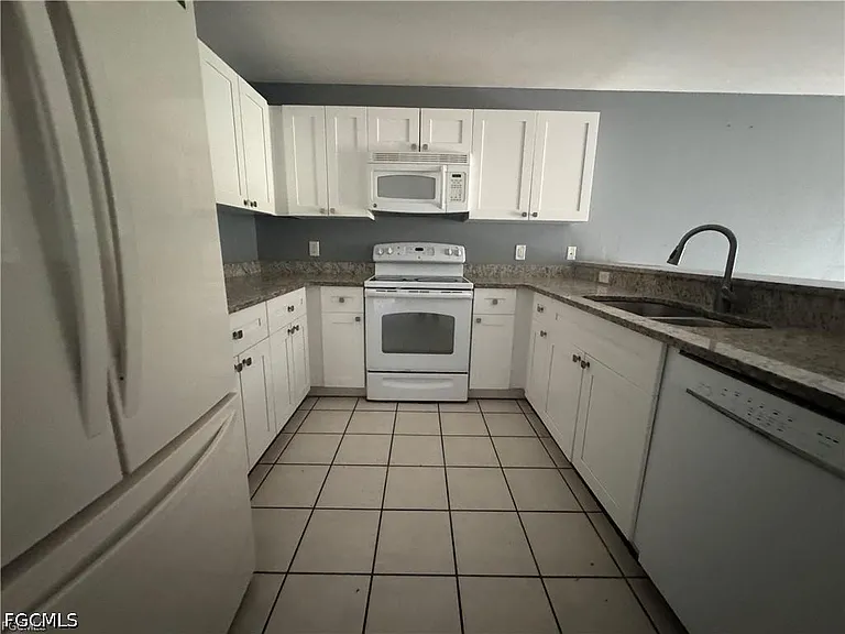 851 Eisenhower Blvd — Photo 3