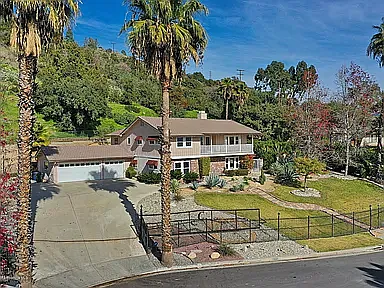 2031 Gardi St — Photo 2