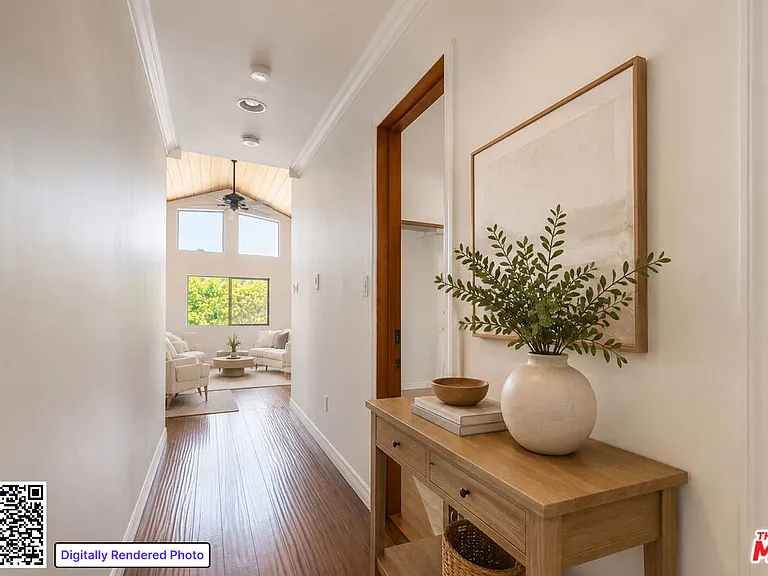 1652 Talmadge St — Photo 11