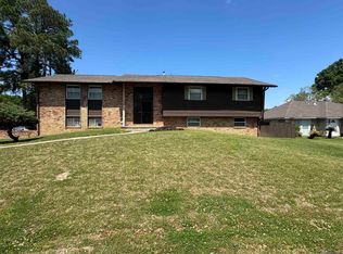209 Blount Rd, Baton Rouge, LA 70807