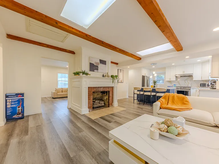 6252 Golden West Ave — Photo 7