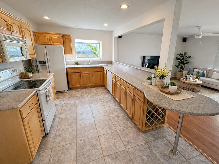 5056 Faber Way — Photo 3