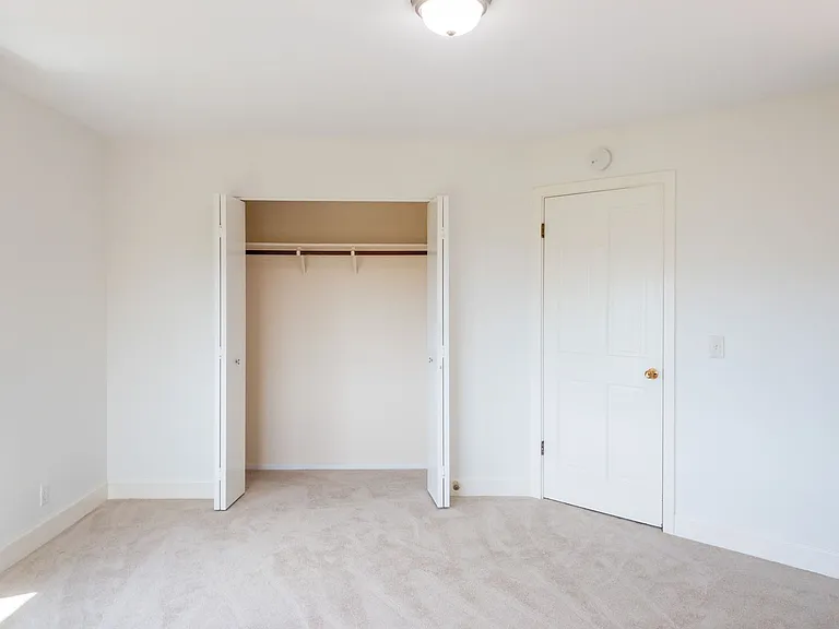 27 Meadow Hill Dr — Photo 38