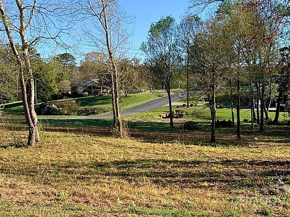 4th image of 2712 Cliftwood Cir