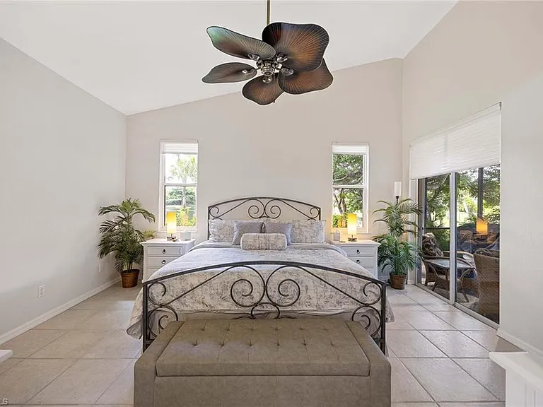 8482 Bent Creek Way — Photo 18