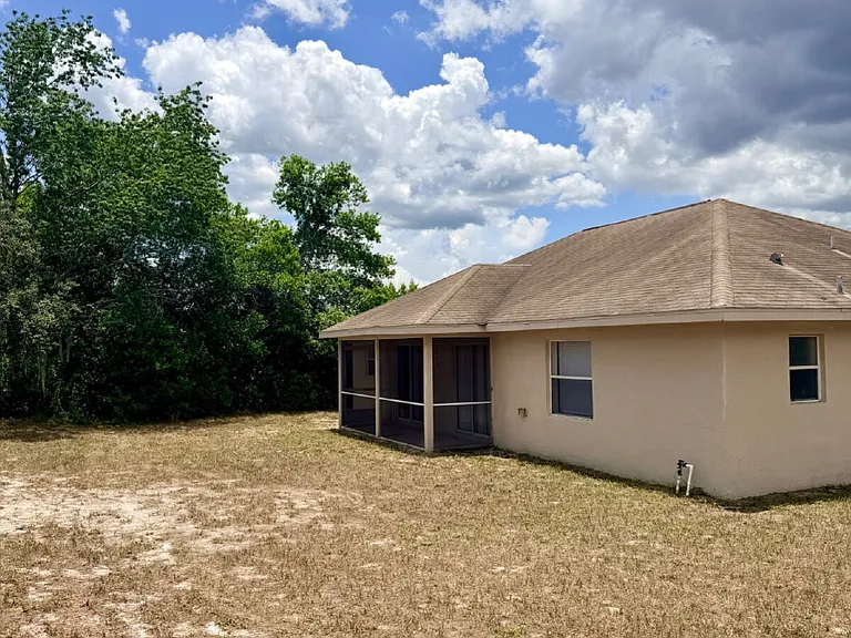 2380 Summerfield Ave — Photo 9