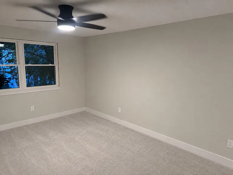 10 Hanningfield Cir — Photo 2
