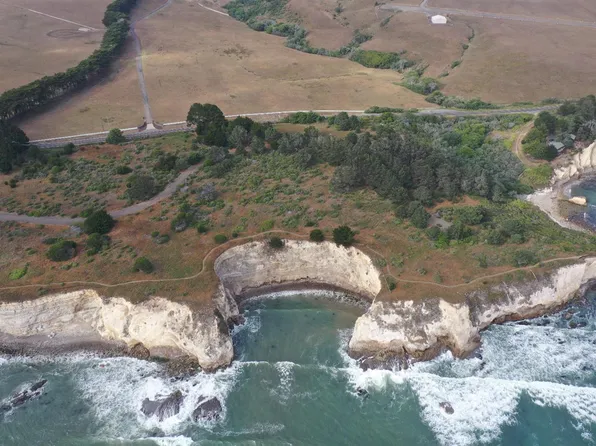 27232 Warren Drive, Point Arena, CA 95468