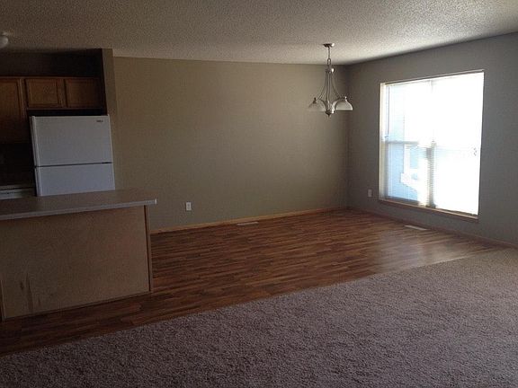 4th image of 884 37th Ave S APT 6