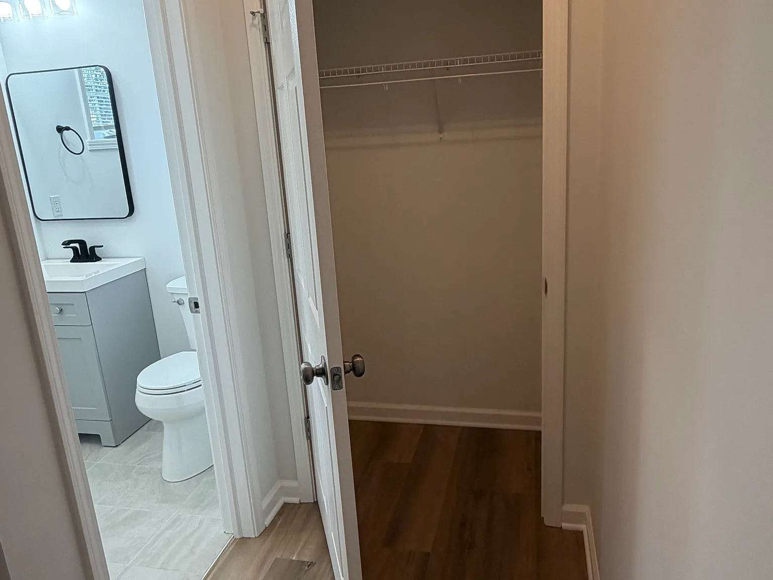 3 bed, 2.5 bath, 1387 sqft, $3,500 — Photo 3