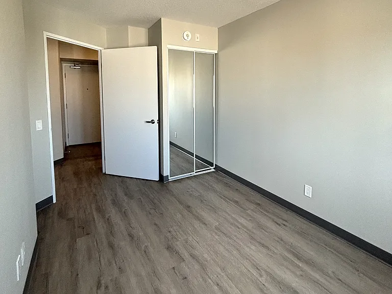 595 Strasburg Rd — Photo 10