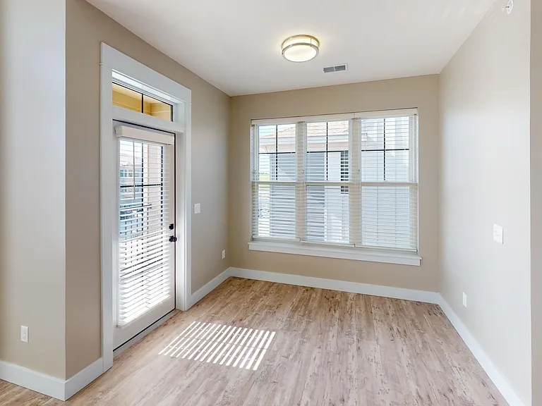 3235 Nyla St — Photo 13