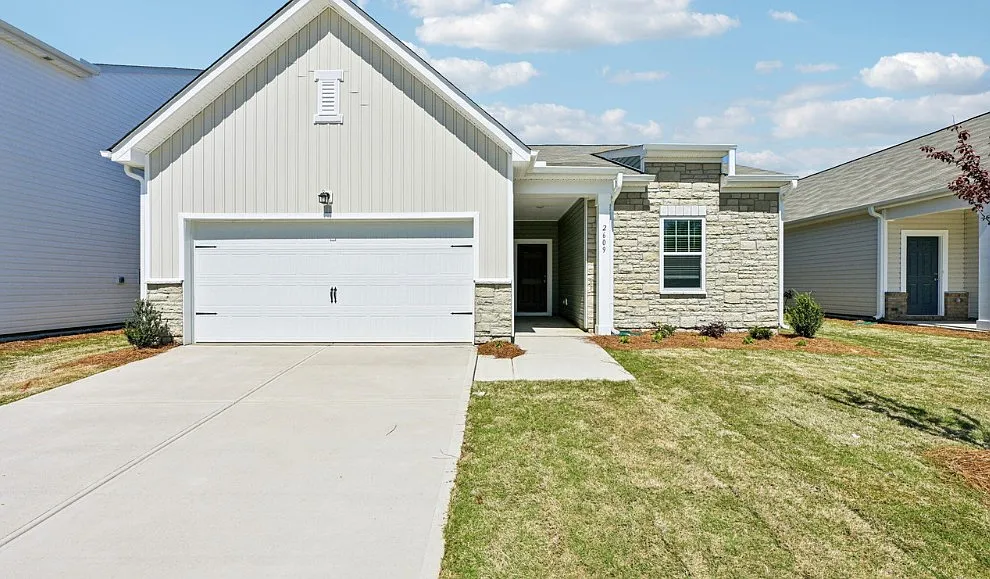 4 bed, 1802 sqft, $750 — Photo 1