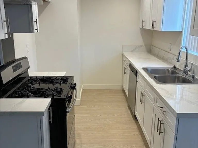 607 Casa de Seville — Photo 6
