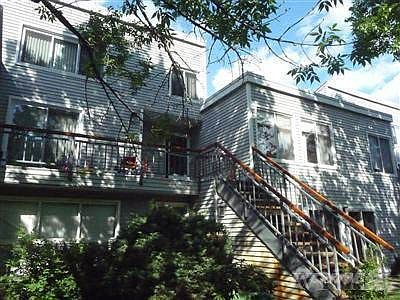 Bedford Townhouse For Rent
