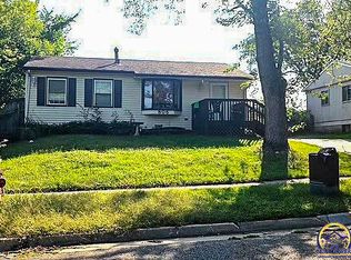806 SE Eastgate Dr, Topeka, KS 66607