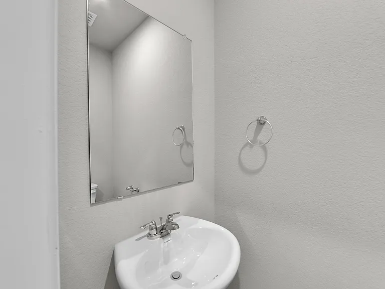 219 Damon Dr — Photo 14
