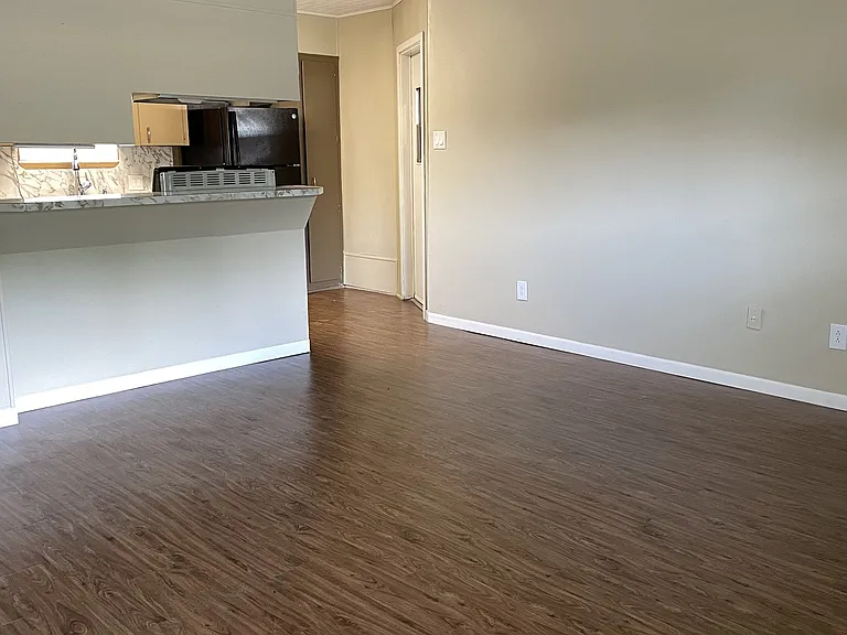 5500 Whitaker St — Photo 19