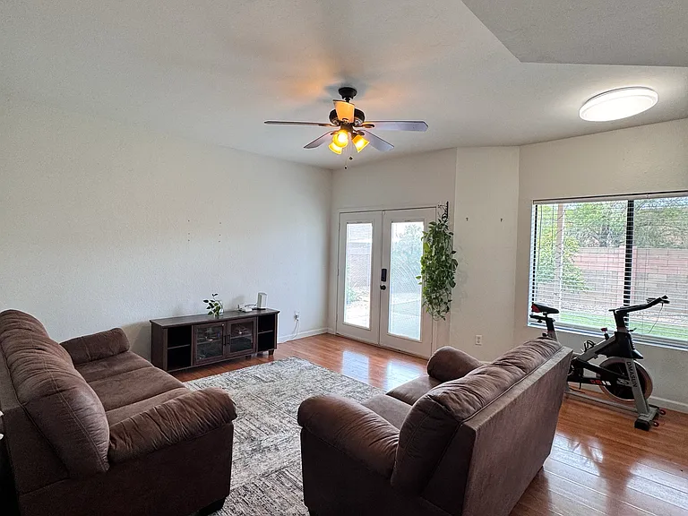 2631 W Camino Del Medrano — Photo 24
