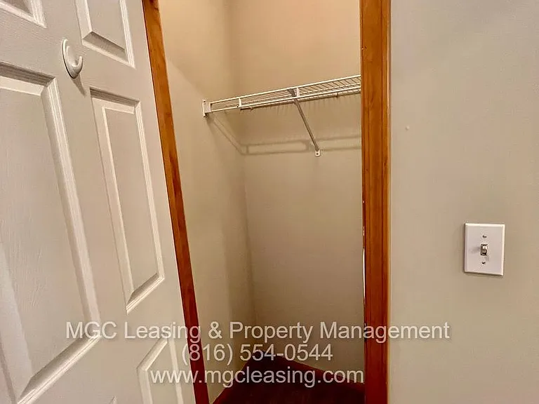 622 Willow Ln #B — Photo 11