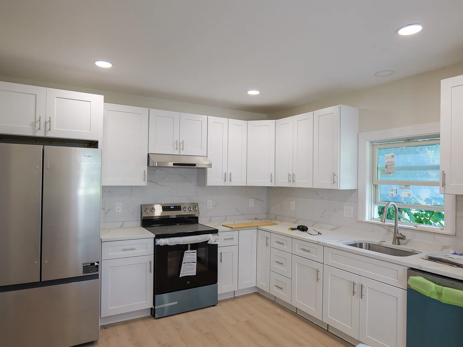 5 bed, 1800 sqft, $950 — Photo 1