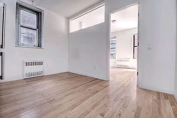 Rented by Urbane Brokerage | media 5