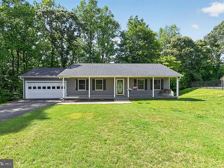 5118 Coach Ct — Photo 34
