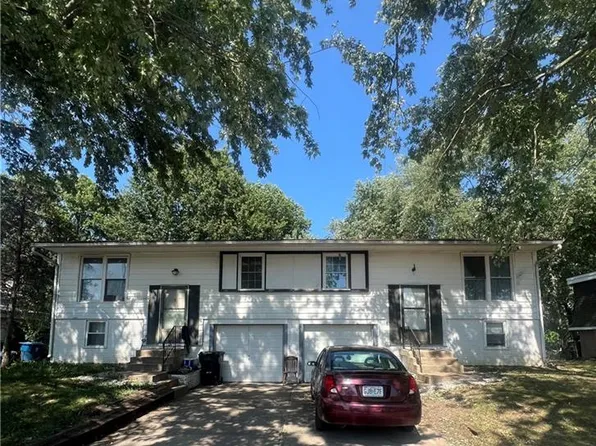 1309 N Arrowhead Rdg, Independence, MO 64056