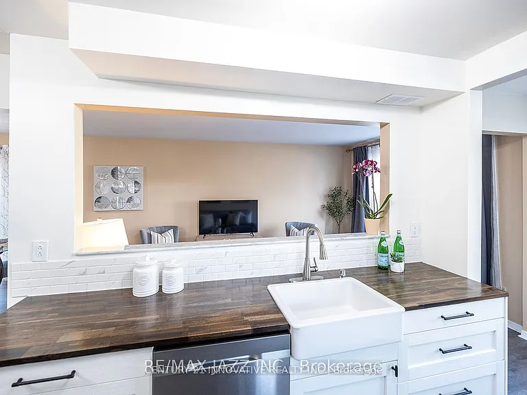 125 Peacock Blvd — Photo 11