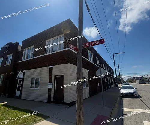 4002 Pulaski St Photo 1
