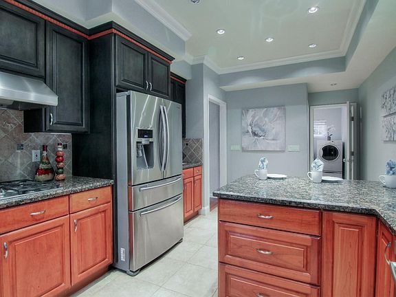 5th image of 1548 Santa Inez Dr