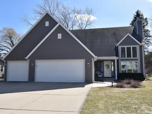 1745 Spruce STREET, Grafton, WI 53024
