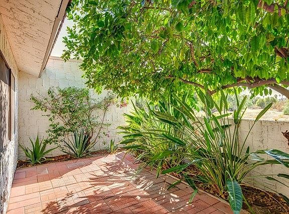 3rd image of 2210 S Sunshine Cir