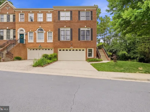 103 Crofton Hill Ln, Rockville, MD 20850