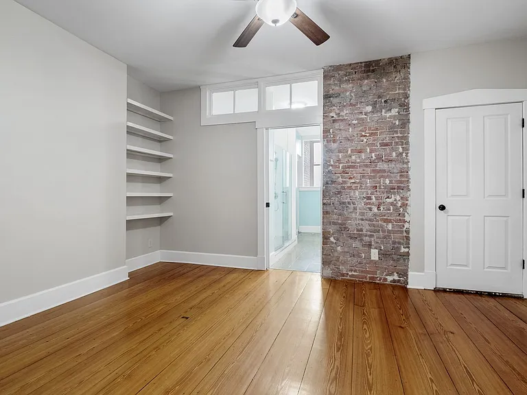 2226 Gravois Ave #1F — Photo 11