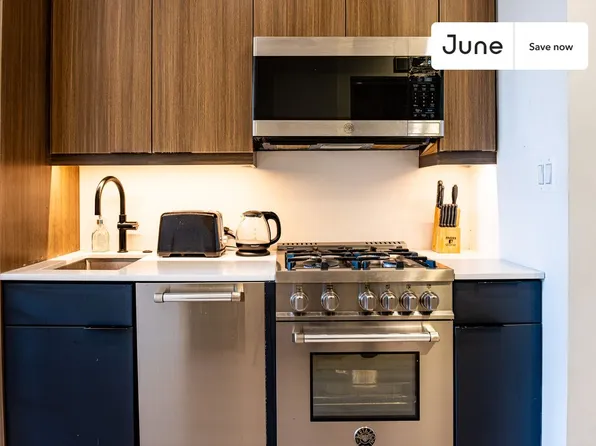 2147 P St NW, Washington, DC 20037