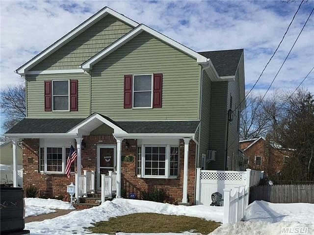1st image of 1573 Blaine Ave