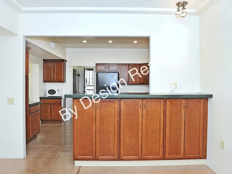 1040 E Halcyon Rd — Photo 22