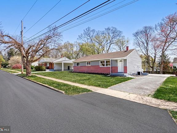 3rd image of 6 Stephen Rd
