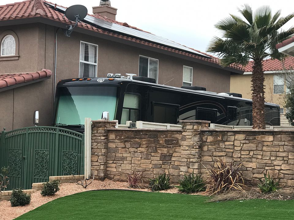 1st image of 6526 Smoketree Cir