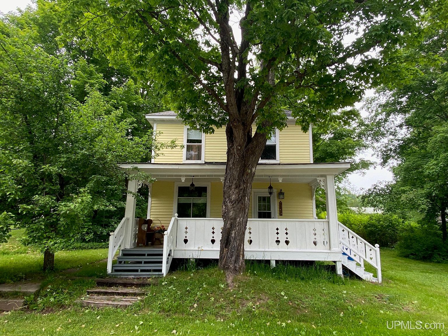 209 E Main St, Michigamme, MI 49861 Zillow