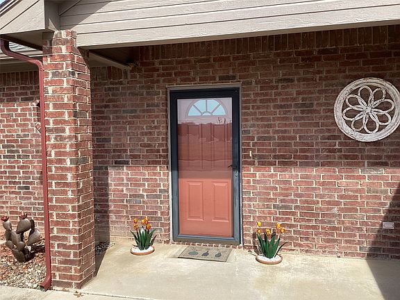 3rd image of 6507 Shadowview Ct