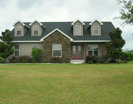 1st image of 631 12 Oaks Dr