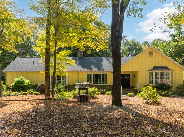 288 Jefferson Drive, Guilford, CT 06437