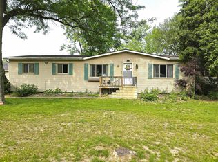 19 Falling Creek Dr UNIT 19, Janesville, WI 53548