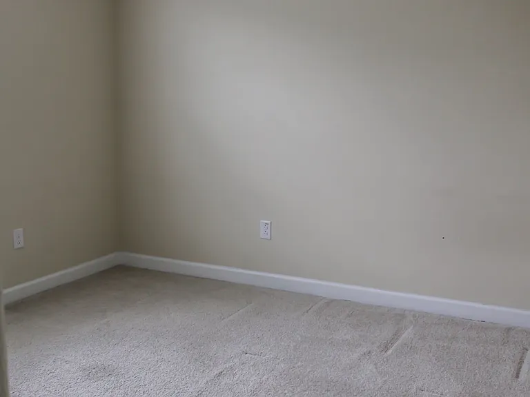 1718 Thetford Cir — Photo 30